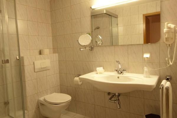 Hotel Goldinger Landstuhl Pokój zdjęcie
